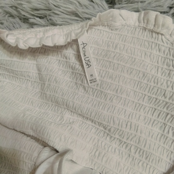 MISC TOPS | [NwoT]Stretchy Off-Shoulder Croptop! - Picture 7 of 8